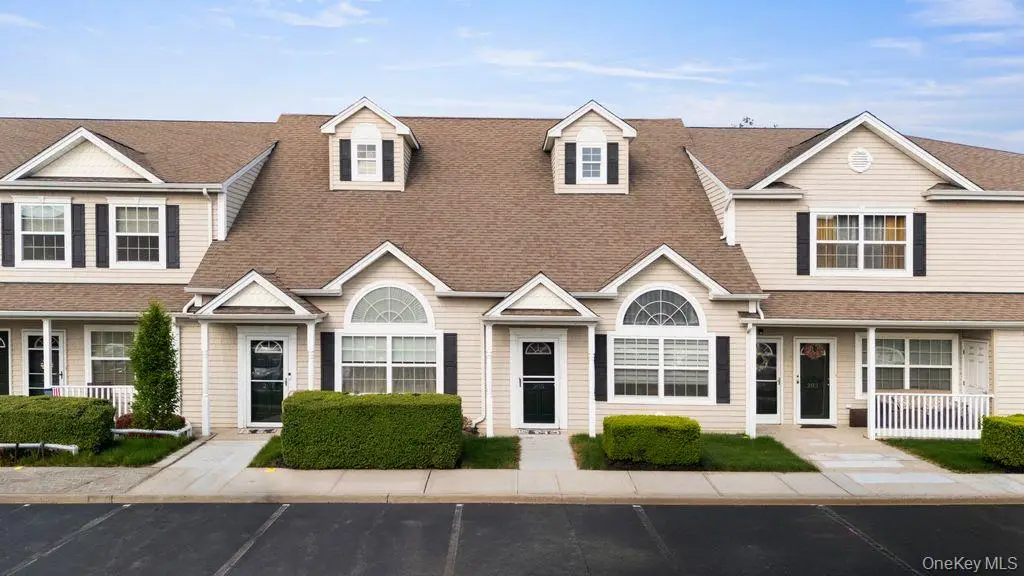 205 Willow Lane, Valley Stream, NY 11580 - #1