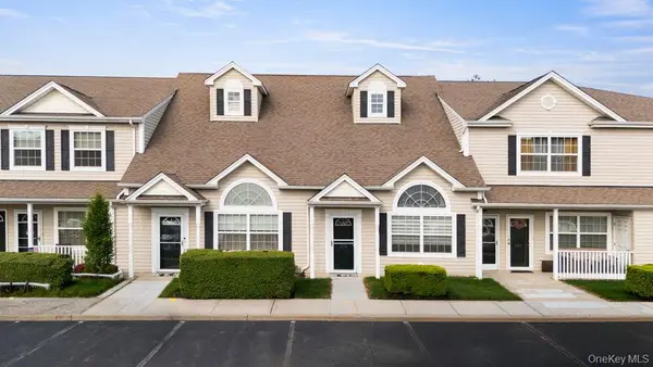 205 Willow Lane, Valley Stream, NY 11580