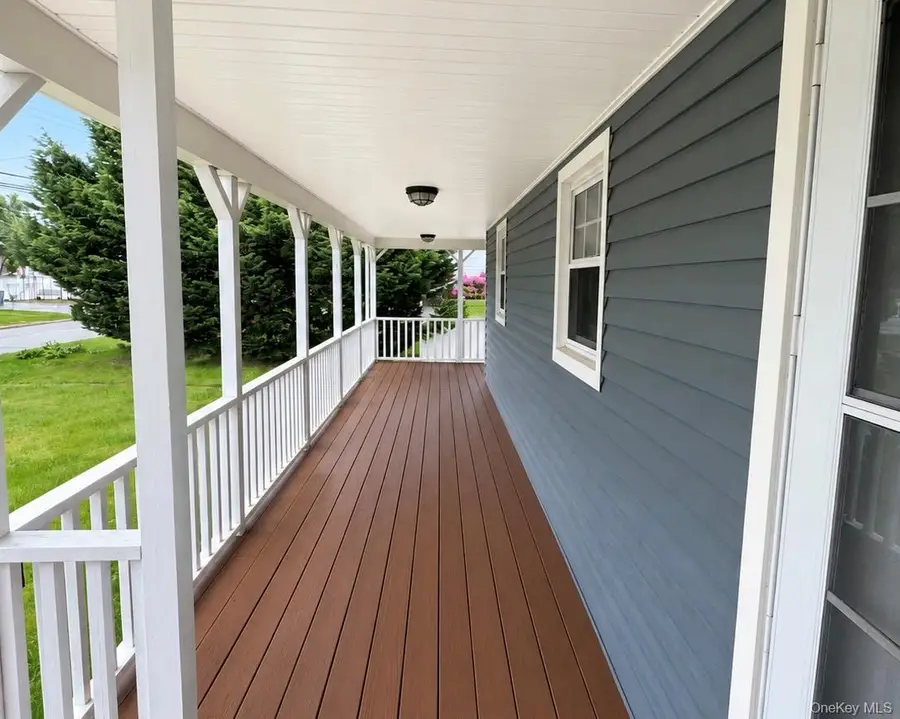 1423 9th Street, West Babylon, NY 11704 - #3