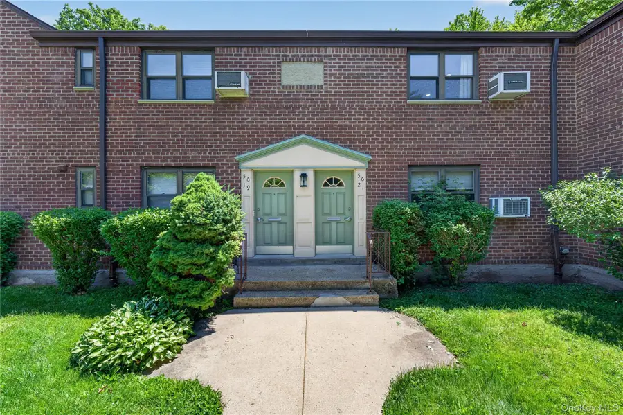 56-21 Douglastion Parkway #Upper, Douglaston, NY 11362 - #2