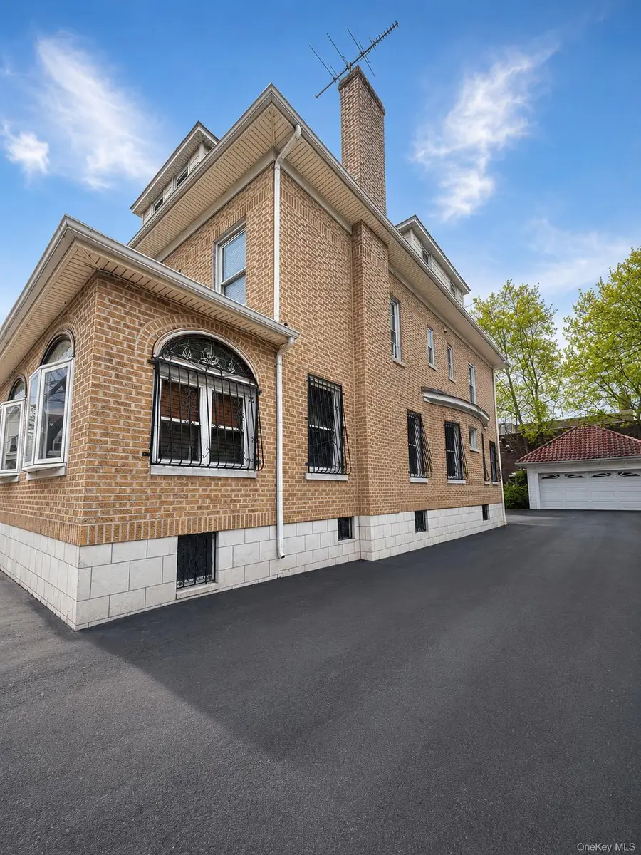 2536 Davidson Avenue, Bronx, NY 10468 - #3