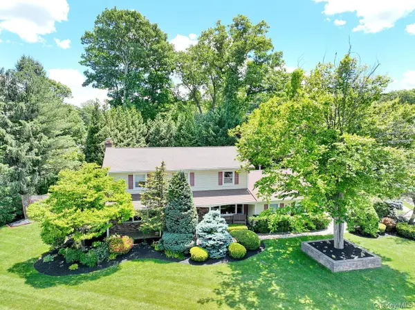 4 Plum Court, Nanuet, NY 10954