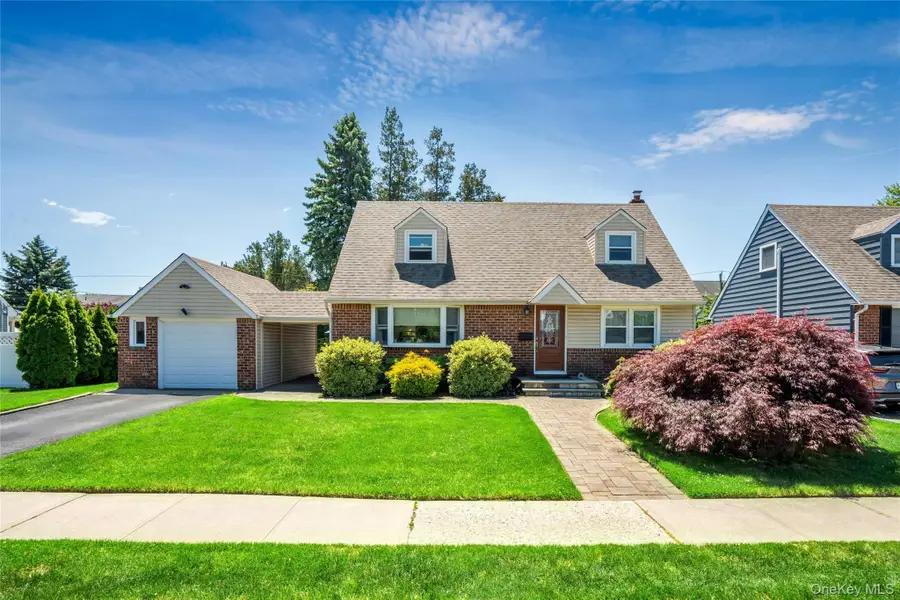 9 Amby Avenue, Plainview, NY 11803 - #2
