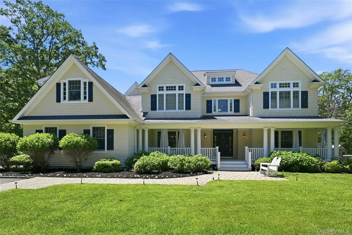 1330 Ridge Road, Laurel Hollow, NY 11791 - #1