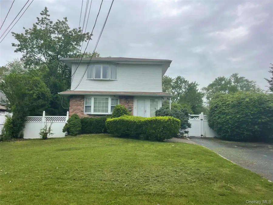 19 Oak Street, Deer Park, NY 11729 - #2