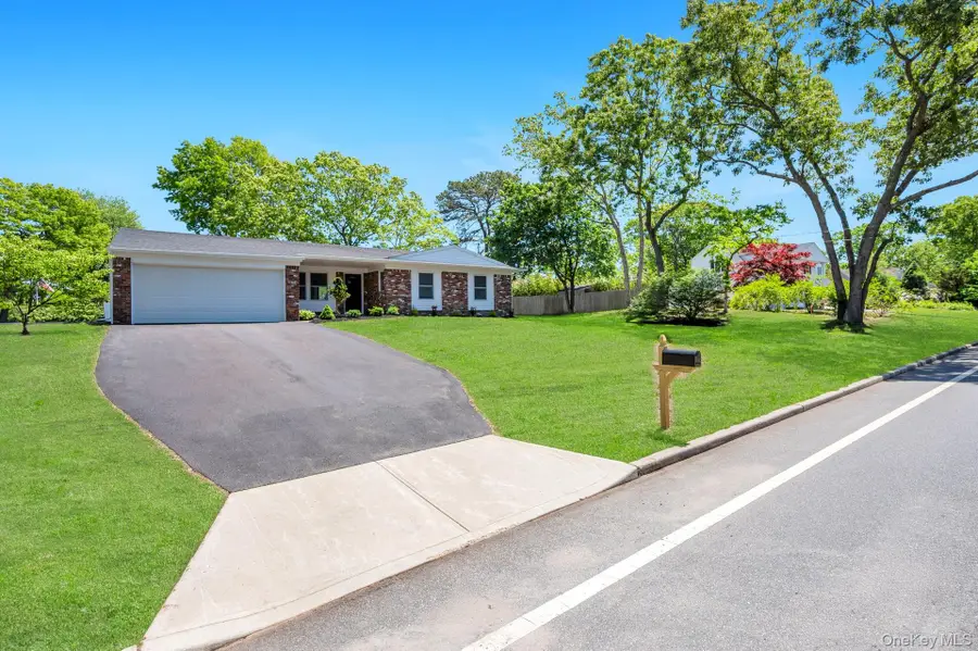 413 Bicycle Path, Port Jefferson Station, NY 11776 - #2