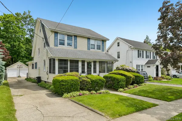 207 N Forest Avenue, Rockville Centre, NY 11570