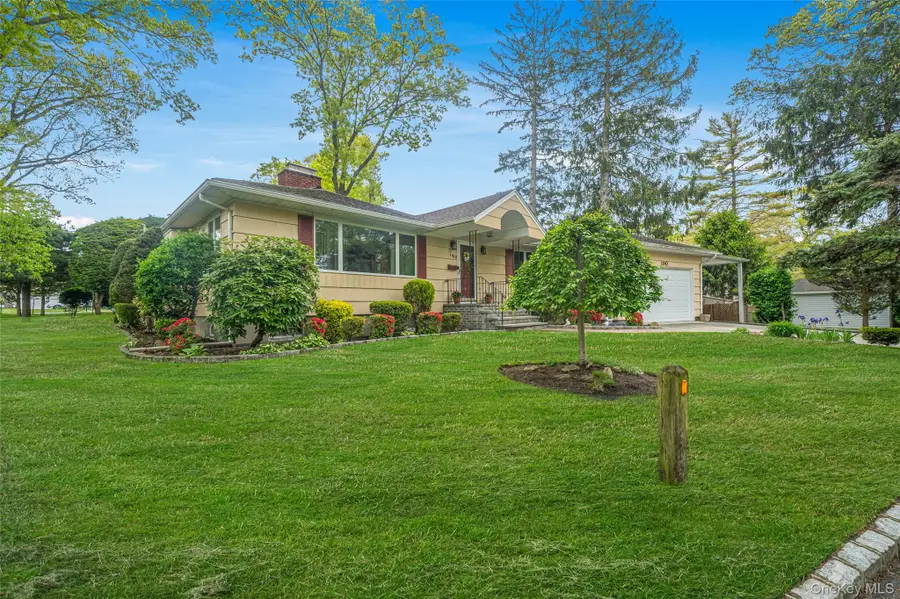 190 Lake Drive, Copiague, NY 11726 - #2