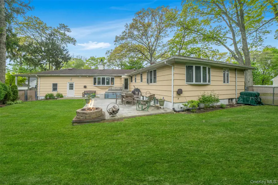 190 Lake Drive, Copiague, NY 11726 - #3