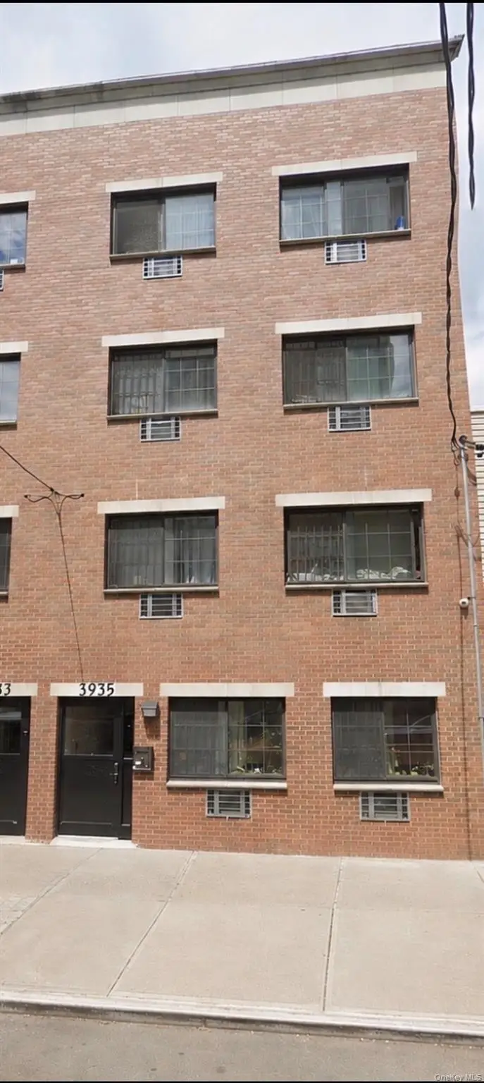 3935 Carpenter Avenue, Bronx, NY 10466 - #1