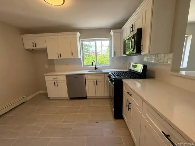 2730 Schurz Avenue #J2, Bronx, NY 10465 - #3
