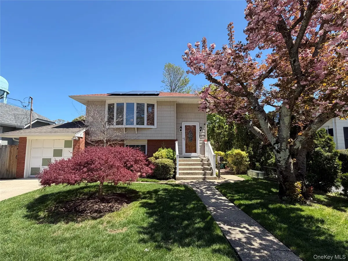 2073 Washington Street, Merrick, NY 11566 - #1