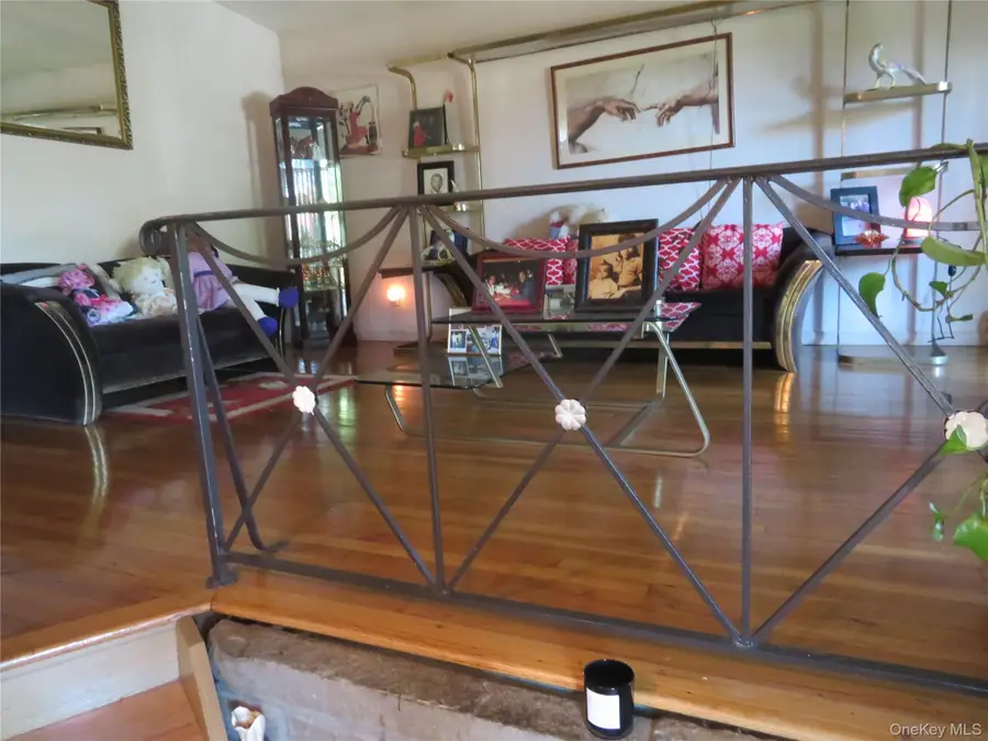 440 Spangle Drive, North Babylon, NY 11703 - #3