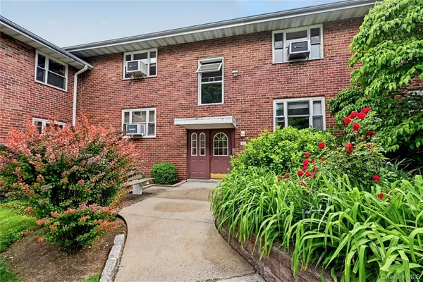 10 Dehaven Drive #2E, Yonkers, NY 10703