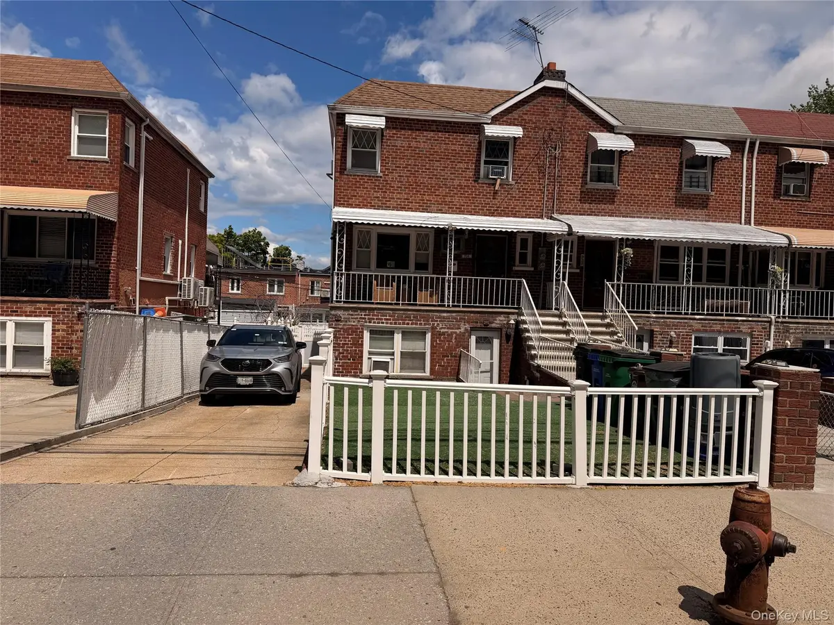 934 Balcom Avenue, Bronx, NY 10465 - #1