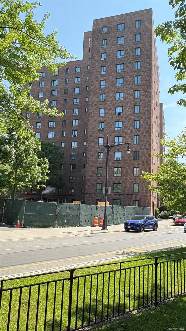 1560 Unionport Road #3G, Bronx, NY 10462