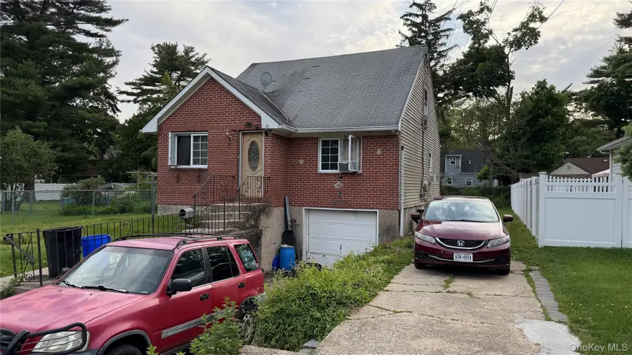 18 Pennsylvania Avenue, Brentwood, NY 11717 - #2
