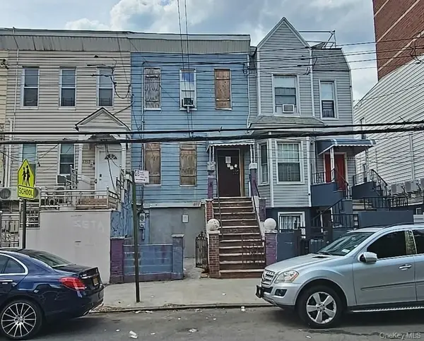2307 Cambreleng Avenue, Bronx, NY 10458
