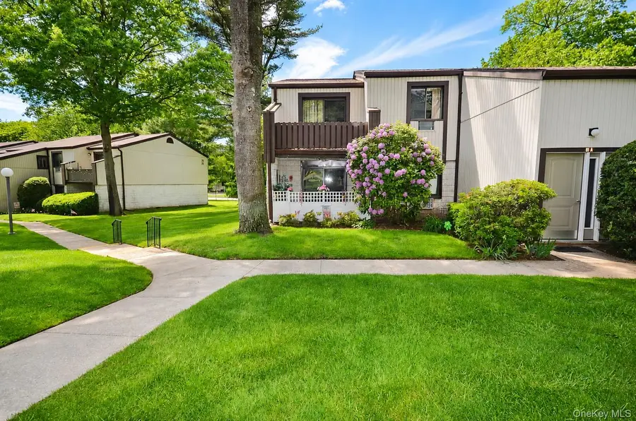 81 Richmond Boulevard #1A, Ronkonkoma, NY 11779 - #2
