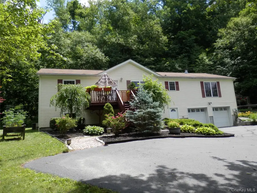 590 Farm To Market Road, Brewster, NY 10509 - #2
