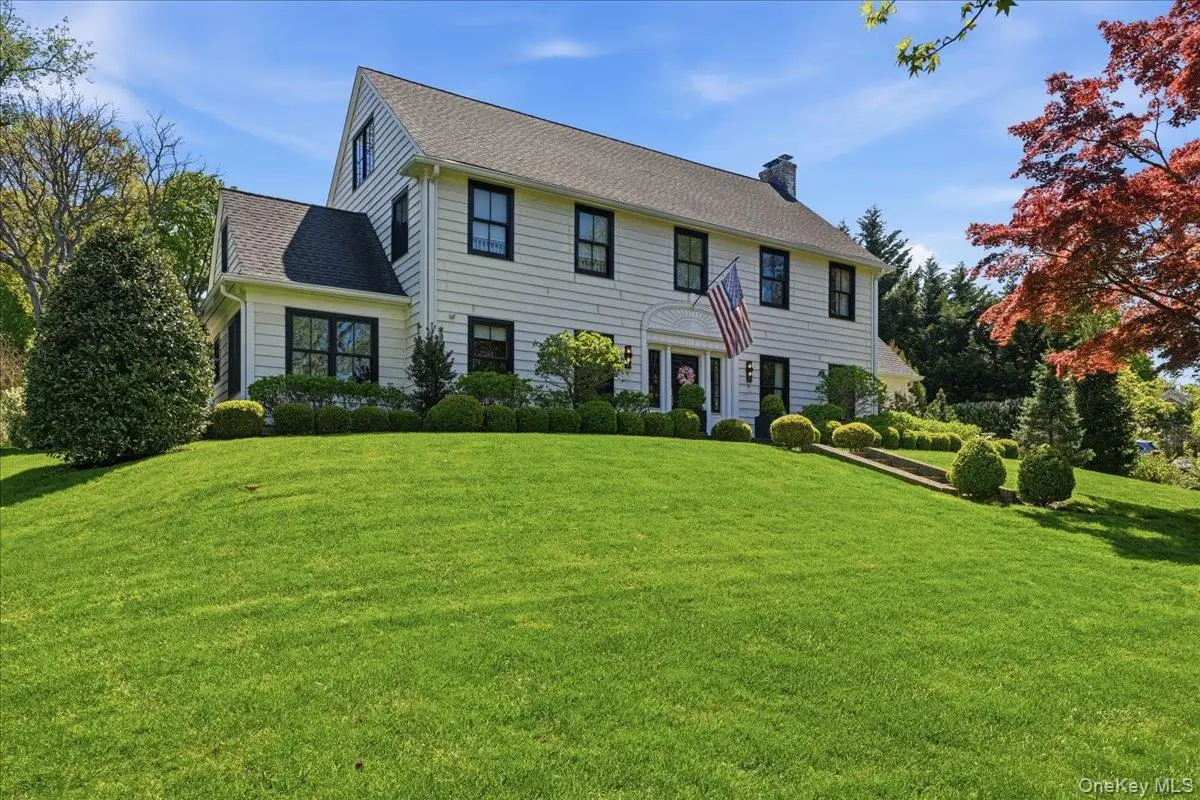 96 10th Street, Garden City, NY 11530 - #1