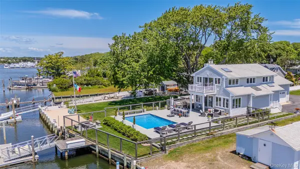 81 Beach Road, Aquebogue, NY 11901