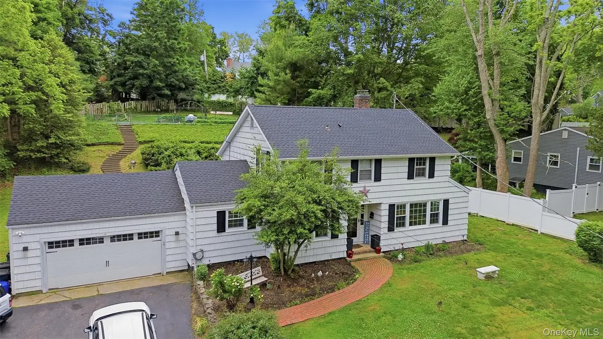 10 Tanyard Lane, Huntington, NY 11743 - #1