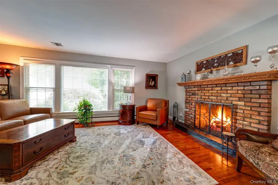 3 Thompson Hill Road, Saint James, NY 11780 - #2