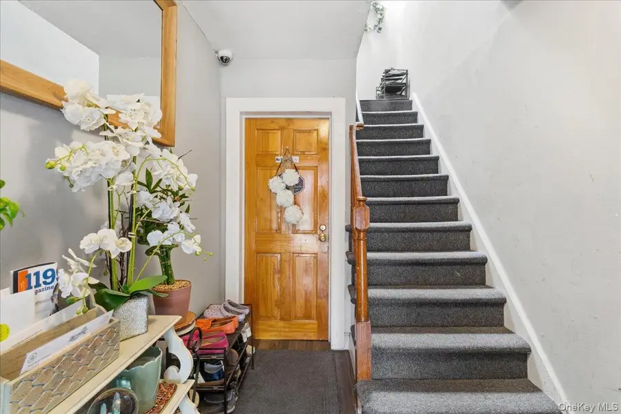 1020 E 213th Street, Bronx, NY 10469 - #3
