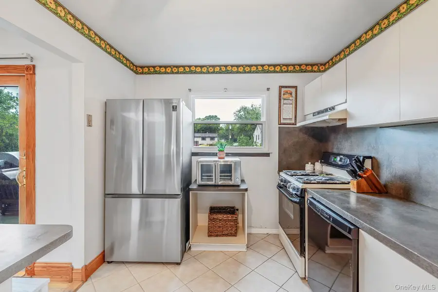17 Liberty Avenue, Selden, NY 11784 - #3