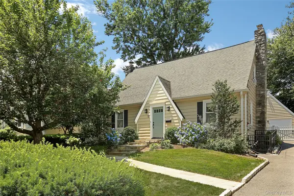 51 Stratford Road, Scarsdale, NY 10583