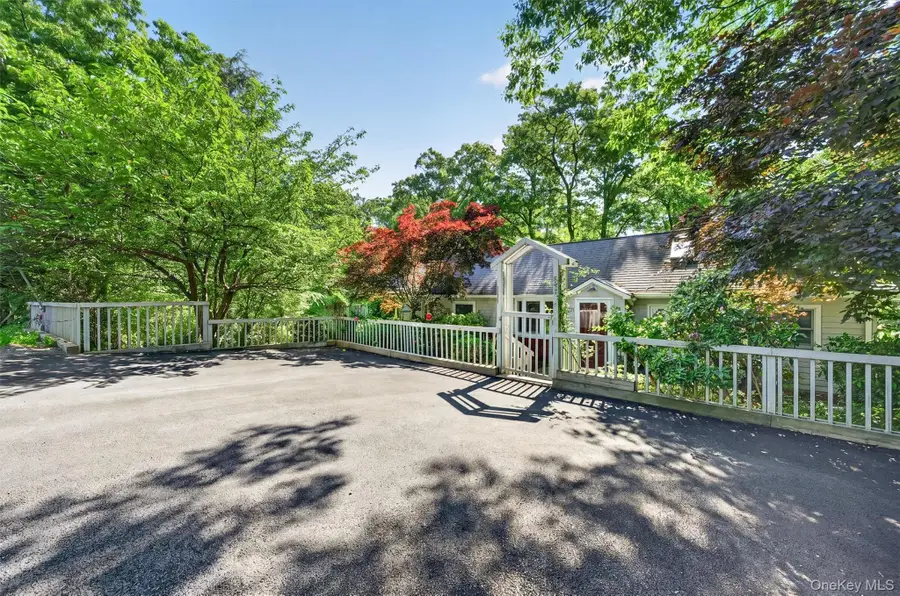 20 Blueberry Hill, Greenwood Lake, NY 10925 - #2