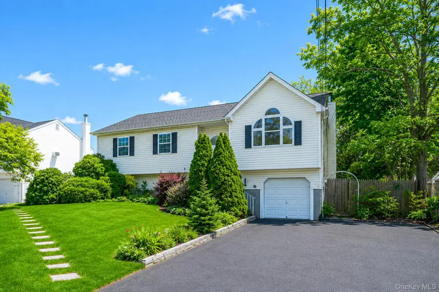 57 Woodycrest Drive, Farmingville, NY 11738 - #3