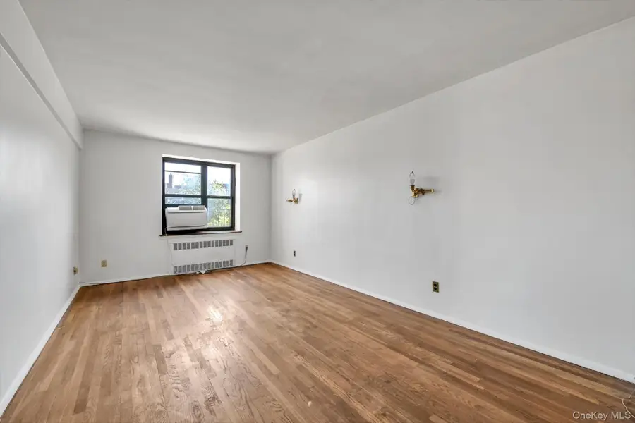 26-26 141st 141st #6-A, Flushing, NY 11354 - #3