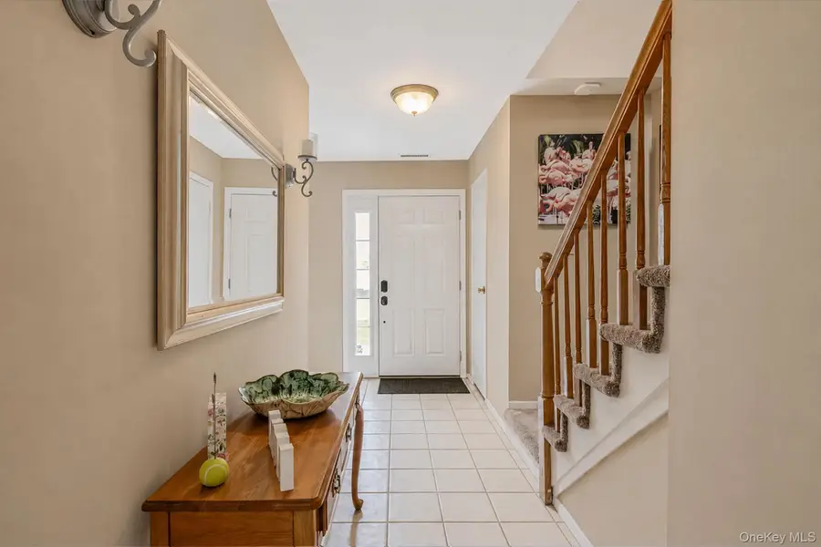1405 Sara Circle, Terryville, NY 11776 - #3