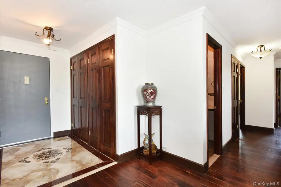 152-18 Union Turnpike #5O, Flushing, NY 11367 - #2