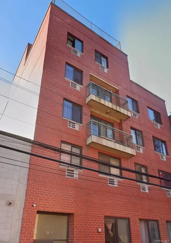 4134 Haight Street #301, Flushing, NY 11355