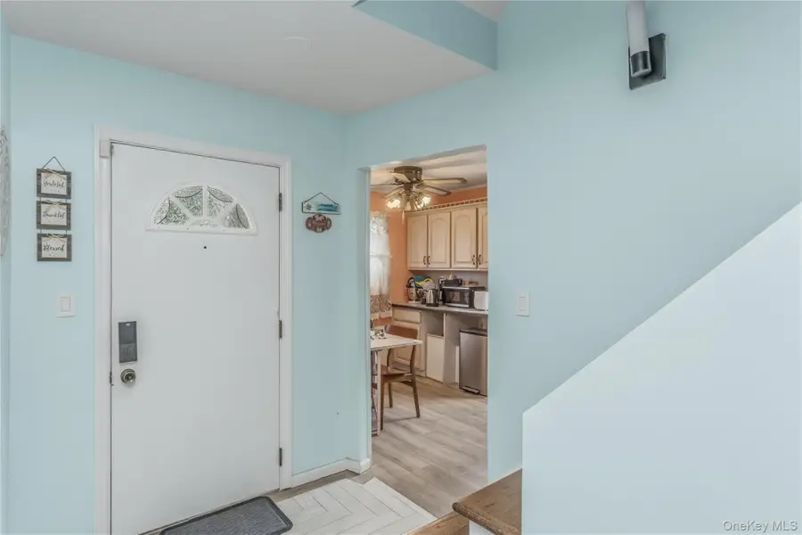 21 Robert Avenue, Massapequa, NY 11758 - #2