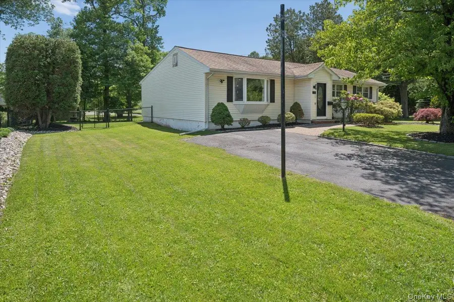 2 Debra Lee Court, West Nyack, NY 10994 - #3