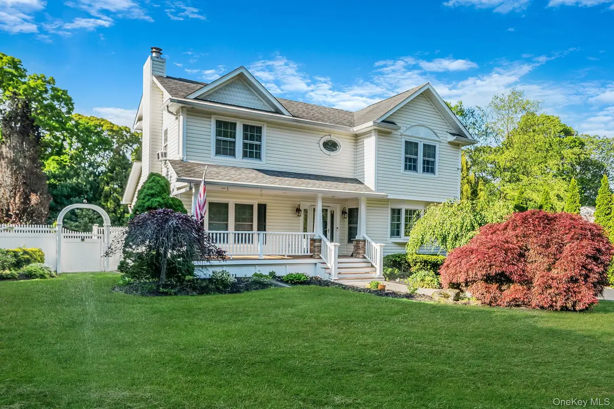 364 Twilight Lane, Smithtown, NY 11787 - #1