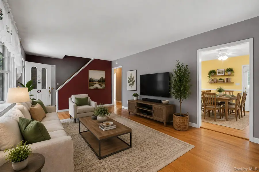 5 Meadowbrook Drive, Ossining, NY 10562 - #3