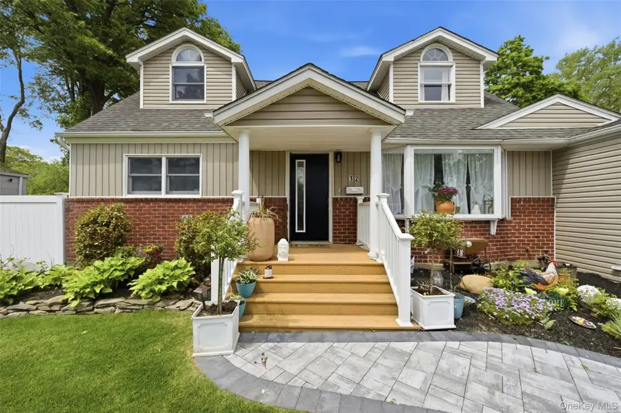 12 Browning Drive, Greenlawn, NY 11740 - #3