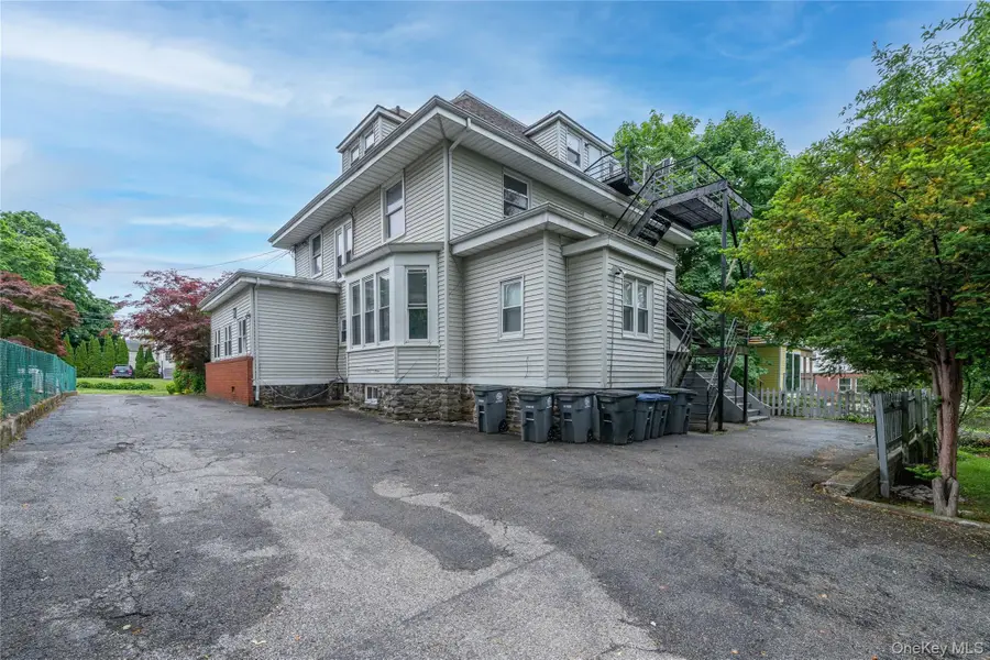 32 Ridgeview Avenue, White Plains, NY 10606 - #2