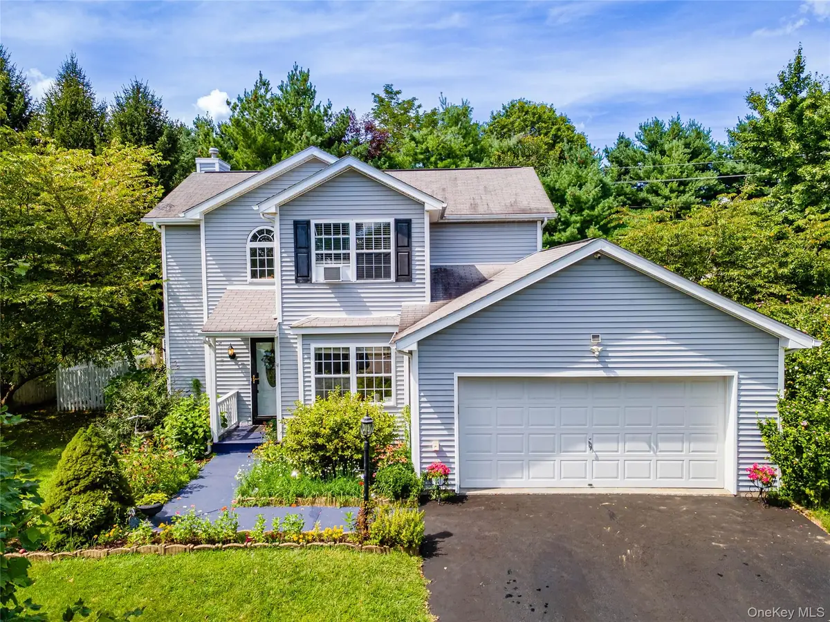 7 Pearlbush Lane, Poughkeepsie, NY 12603 - #1