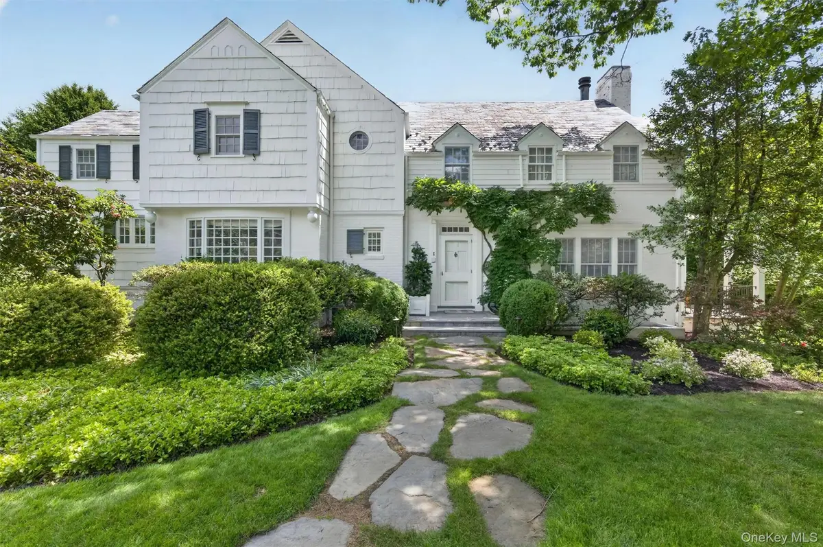 6 Hillair Circle, White Plains, NY 10605 - #1