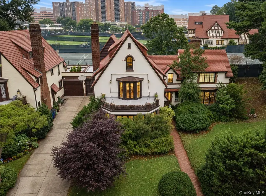64 Dartmouth Street, Forest Hills, NY 11375 - #2