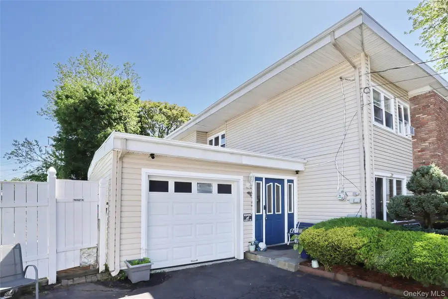 16 Adler Court, West Haverstraw, NY 10993 - #3