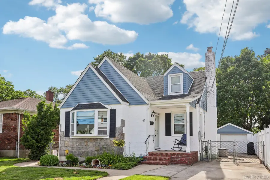 63 Kilburn Road S, West Hempstead, NY 11552 - #2