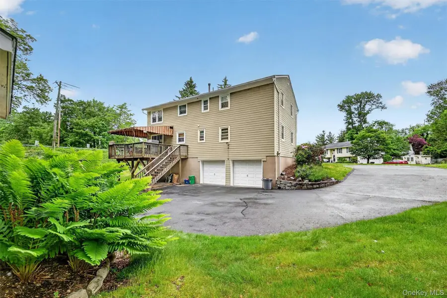 7 Windsor Brook Lane, Tappan, NY 10983 - #2