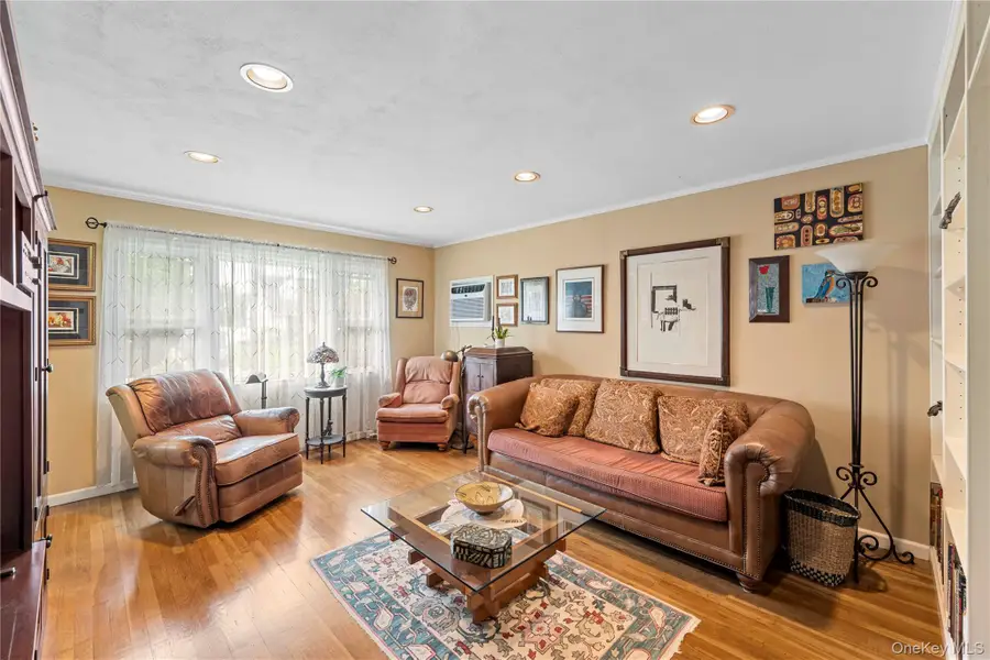 38 Hillvale Road, Albertson, NY 11507 - #2